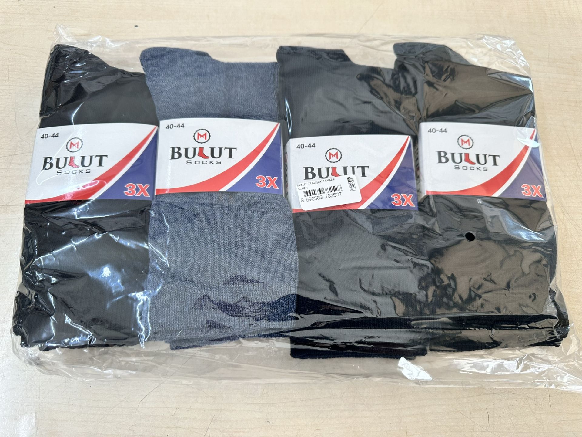 12'li Bulut Düz Renk Likralı Erkek Çorap