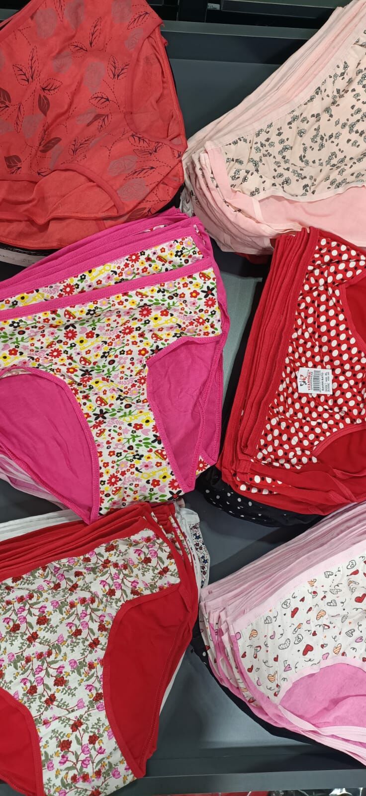 12'li Ekonomik Desenli Kadın Bato